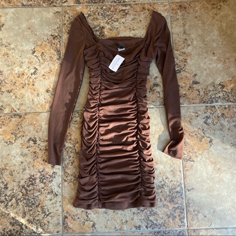 Brown body con long sleeve dress